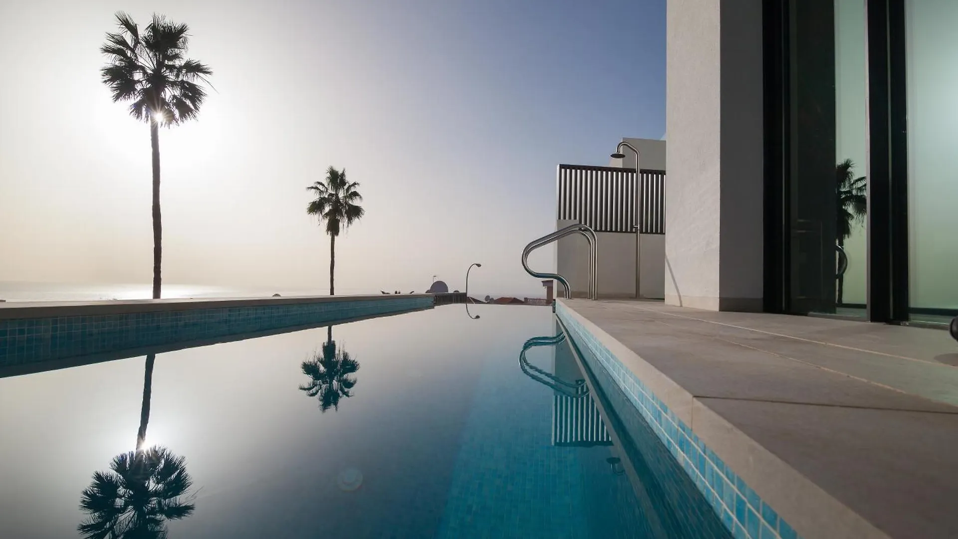 200M² New Villa D With Private, Heated Pool And Amazing Ocean View. 阿德耶